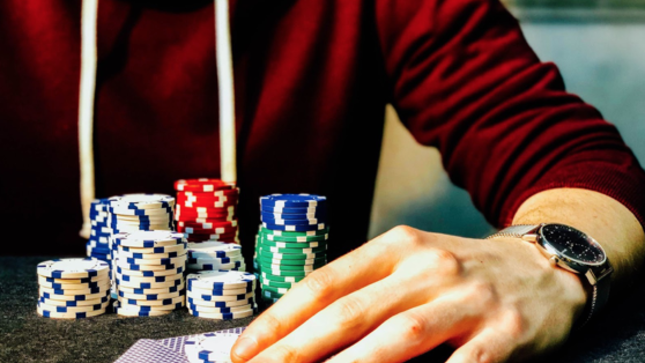 Individuals Playing At The Casino: Sorts Of Pro Gamblers